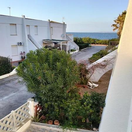 Residenz Cala Di Seta Dreizimmerwohnung Luca Mit Meerblick Fuer 5 Personen Daire *