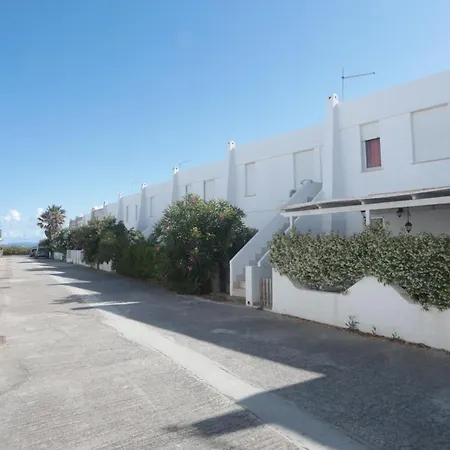 Residenz Cala Di Seta Dreizimmerwohnung Luca Mit Meerblick Fuer 5 Personen Calasetta
